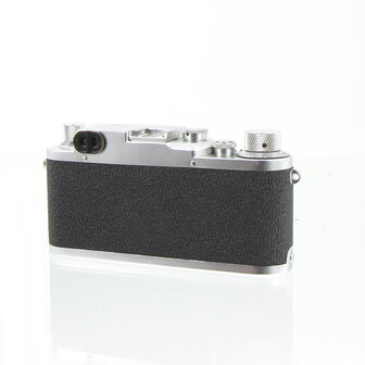 Leica IIIC meetzoeker camera