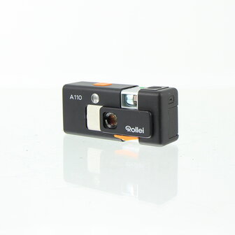 Rollei A110 with Carl Zeiss Tessar 23mm f/2.8, Case &amp; Accessoires