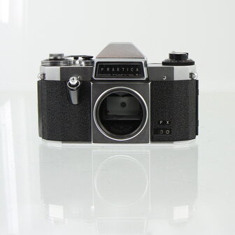 Praktica Nova IB