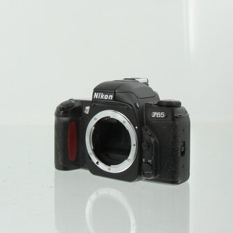 Nikon F65