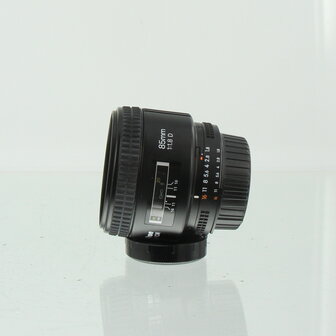 AF Nikkor 85mm f/1.8D