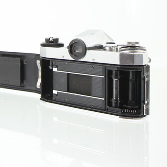 Praktica PL Nova IB body