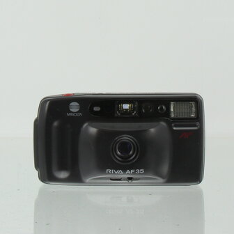 Minolta Riva AF35 / 35mm Point &amp; Shoot Camera