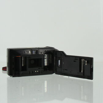 Yashica J2 (Kyocera)
