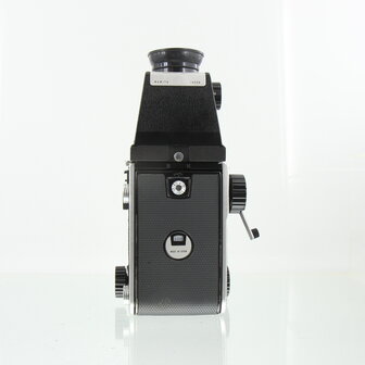 Mamiya C220 Professional met Mamiya-Sekor 80mm f/2.8 Blue Dot &amp; Porroflex