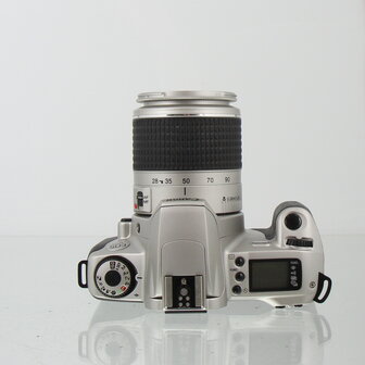 Canon EOS 300 + Canon EF 28-90mm f/4.5-5.6