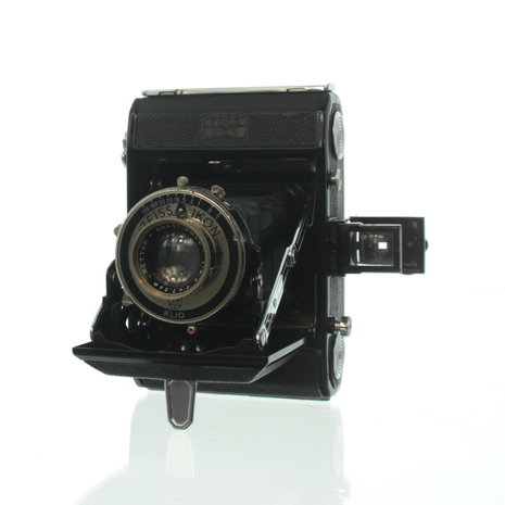 Zeiss Ikon Nettar 515 met Klio bladsluiter