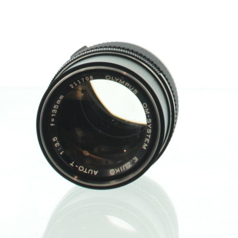 Olympus OM sytem AUTO-T lens 135mm 1:3.5