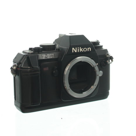 Nikon F-301 body