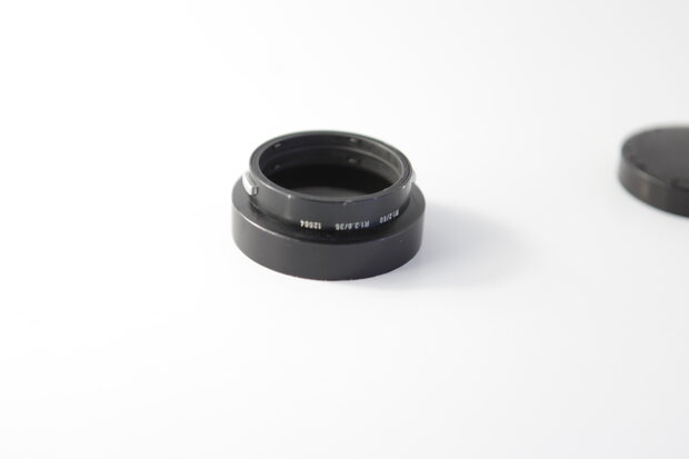 Leica metal Lens hood Shade 12564 for R Lenses 50mm f/2, 35mm f/2.8 met dop