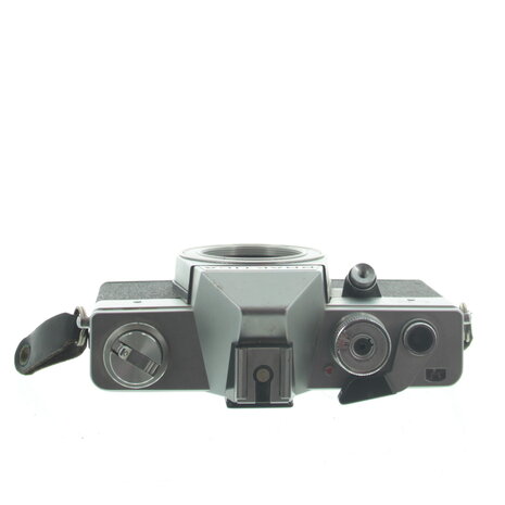 Praktica L2 body chrome