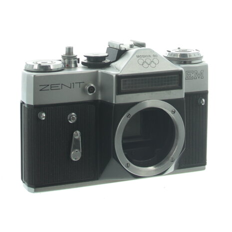 Zenit EM body chrome Olympus 80