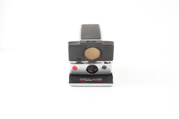 Polaroid SX-70 land camera Sonar Autofocus 