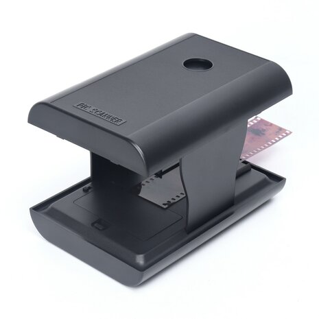 Tonivent Smartphone Film Scanner voor kleur en zwart-wit 35mm negatieven en 35mm dia's
