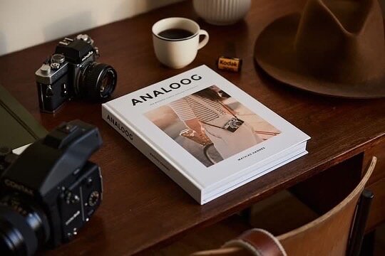 New book 'Analoog' by Mathias Hannes