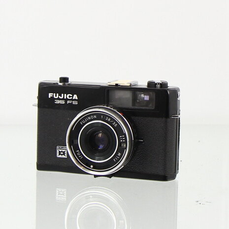 Fujica 35 FS Rangefinder 35mm filmcamera met Fujinon 1:2.8/35 lens