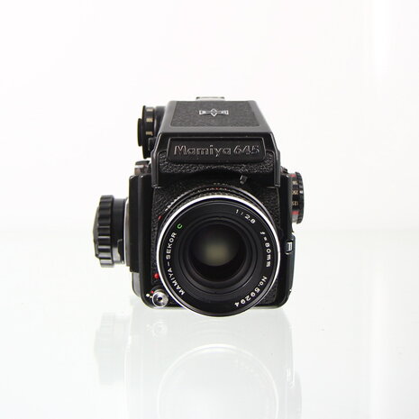 Geserviced Mamiya M645 met mamiya-sekor C lens 80mm f2.8