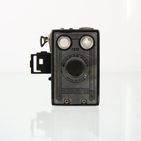 Superior Flash 120 box camera USA