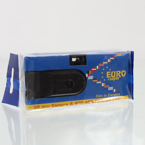 Wegwerpcamera Euro Super C41 kleuren negatief ISO 400 135/24 EXPIRED
