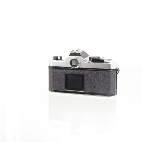 Nikon FM chrome met 50mm 1:1.8 pancake lens