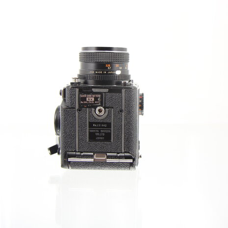 Geserviced Mamiya M645 1000S met mamiya-sekor C lens 80mm f2.8 en WLF zoeker