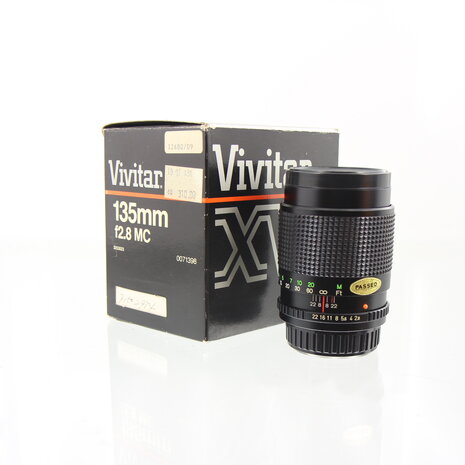 NOS Vivitar 135mm 1:2.8 MC Pentax K-mount (PK) lens