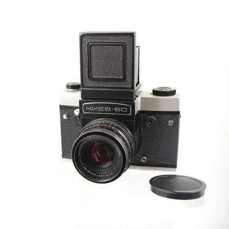 Kiev 60 medium format SLR camera met WLF zoeker