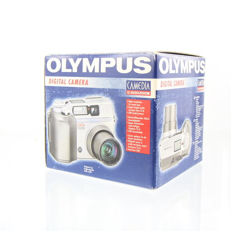 NOS in originele doos Olympus Camedia C-3020 zoom 3.2 megapixel digitale camera 