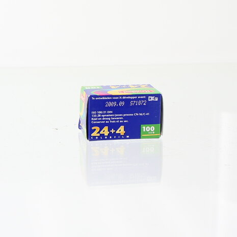 EXPIRED Kruidvat ISO 100 135/28 film (Exp date 09/2009)