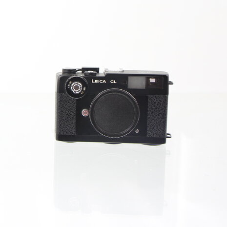 Zwarte Leica CL meetzoeker camera