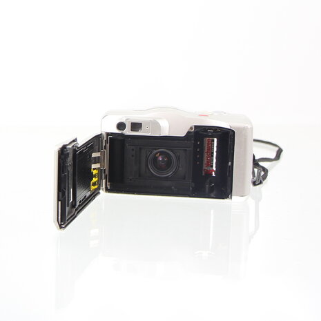 Samsung Fino 140 SE point and shoot camera