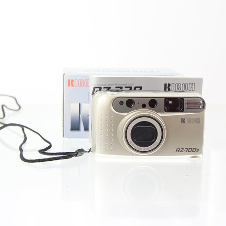 NOS Ricoh RZ-728 point and shoot camera
