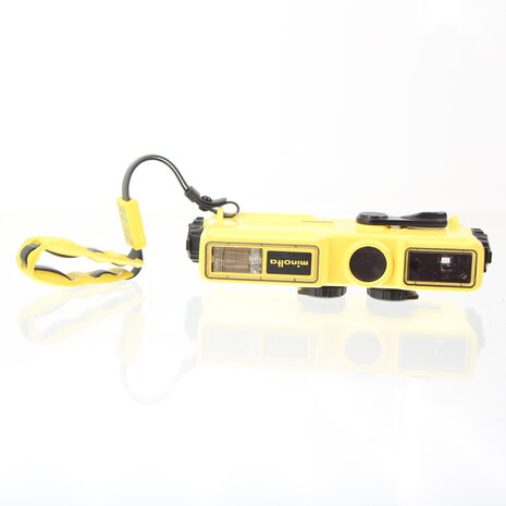 Minolta Weathermatic A Camera Underwater Point & Shoot 110