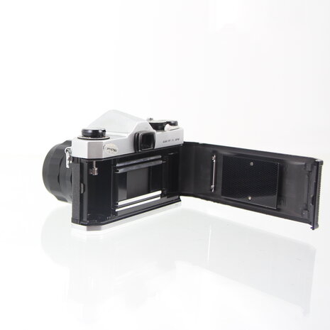 Asahi Pentax spotmatic (SP) met Super-Multi-Coated Takumar lens 1:1.4/50