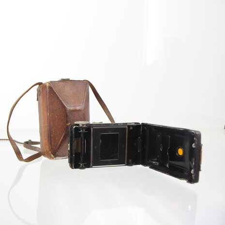Zeiss Ikon Kolibri camera met tas