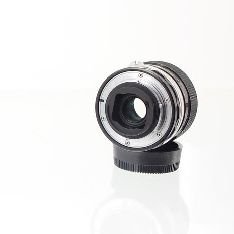 Nikon micro-nikkor-p.c auto 1:3.5 f=55mm (pre AI) lens