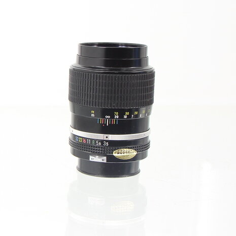 Nikon Nikkor 135mm 1:3.5 lens