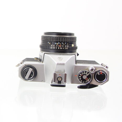 Asahi Pentax K1000 met SMC Pentax-M 1:2 50mm lens