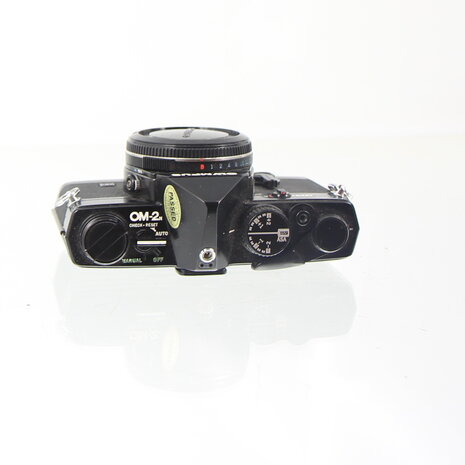 Zwart Olympus OM-2n body