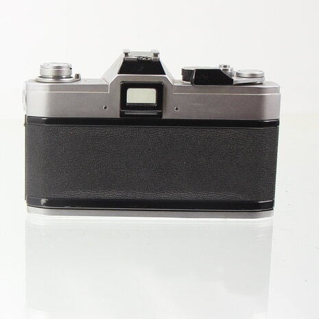Chrome Canon FTb QL 35 mm SLR body