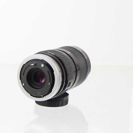 Canon zoom lens FD 35-70 mm 1:2.8-3.5 S.S.C.