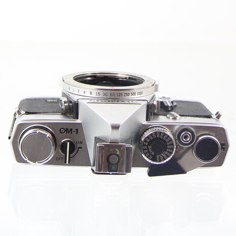 Olympus OM-1 