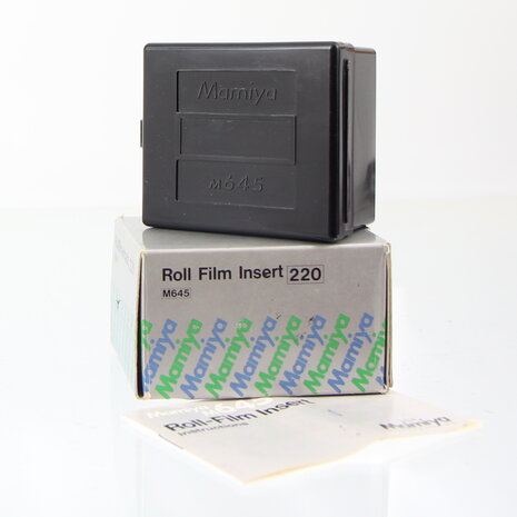In doos Mamiya 220 rolfilminzet M645