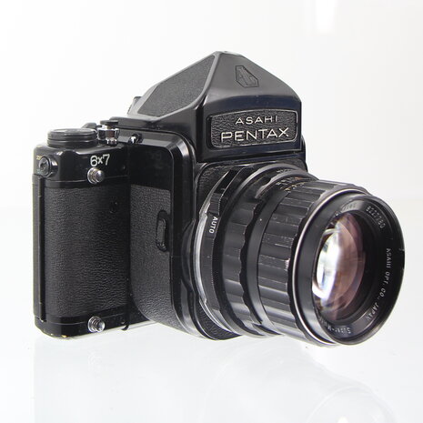 Pentax 6X7 SLR 120 film camera met Takumar 1:2.4/105 lens