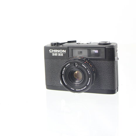 Chinon 35 EE rangefinder compact camera