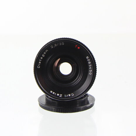 Carl Zeiss T* Distagon 35mm f/2.8