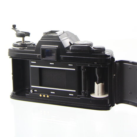 Minolta X-700 MPS &ndash; 35 mm SLR 