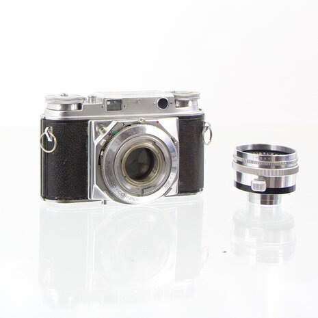 Voigtl&auml;nder Prominent 35mm rangefinder camera