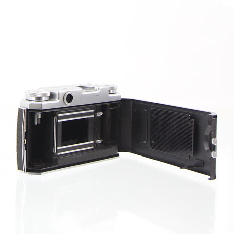 Konica B II 35mm Rangefinder camera