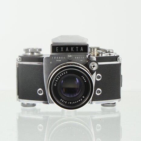 Ihagee Exakta Varex IIa with Jena Pancolar 50mm f/2